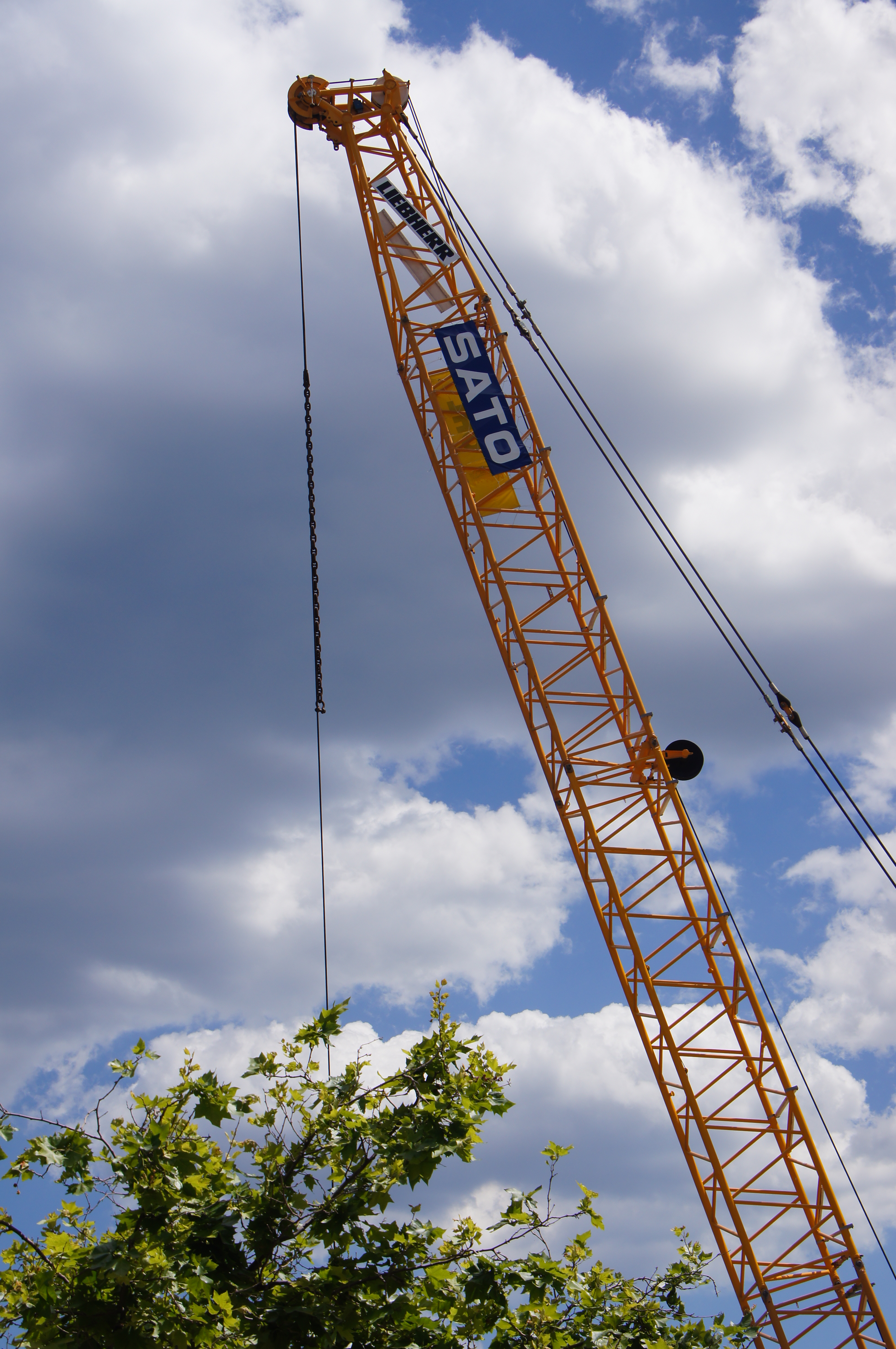Turkish Company Receives New 300-Ton Crane from Liebherr